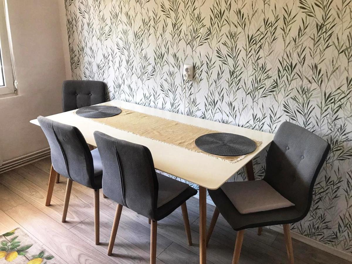 Green Apartament Apartment Совата Екстериор снимка